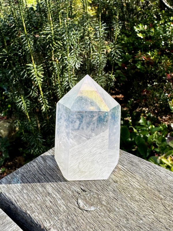 Aura Quartz Point