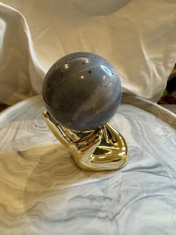 Gold Hand Sphere Holder - Image 2
