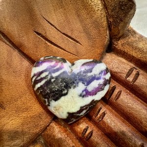 Aura Zebra Aragonite Puffy Heart